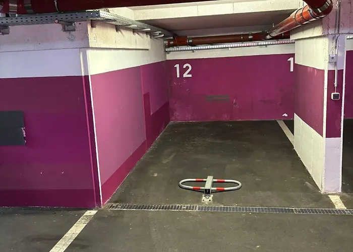 5 Min Schoenbrunn Gloriette, Direct To Center, Free Parking Viena