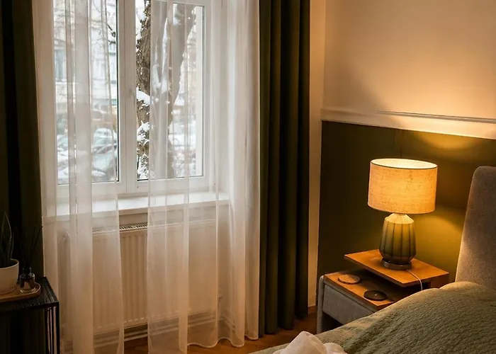 5 Min Schoenbrunn Gloriette, Direct To Center, Free Parking Viena