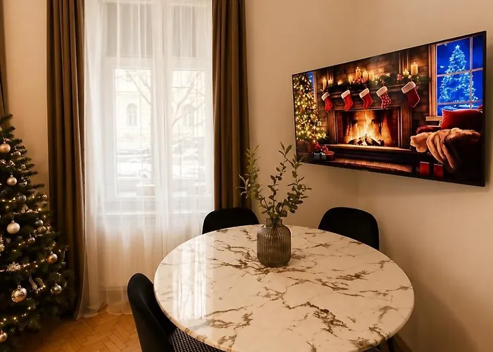 5 Min Schoenbrunn Gloriette, Direct To Center, Free Parking Apartamento Viena