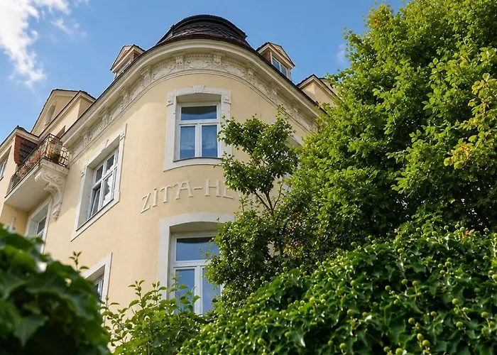 Apartamento 5 Min Schoenbrunn Gloriette, Direct To Center, Free Parking Viena